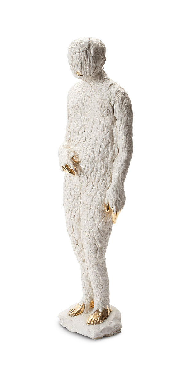 1 Claire Curneen’s Mary Magdalene, 22½ in. (57 cm) in height, porcelain, gold luster, 2013. Courtesy of Ferrin Contemporary.