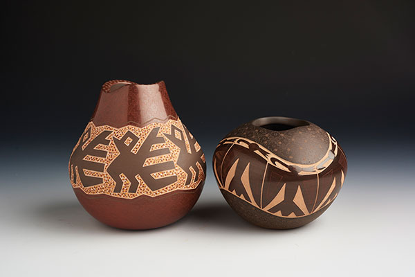 2 Jody Naranjo (Santa Clara), stylized birds (left) and thunderbirds (right) vessels, to 7 in. (18 cm) in height, clay.