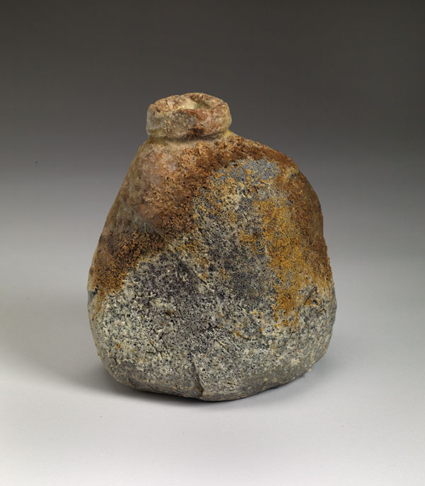 2 Lichened Boulder Vase, 7 in. (18 cm) in height, handbuilt stoneware, natural-ash glaze, anagama wood fired for 7 days to cone 11, 2018. Photo: Robert Sturm, Storm Photo, Kingston, New York.