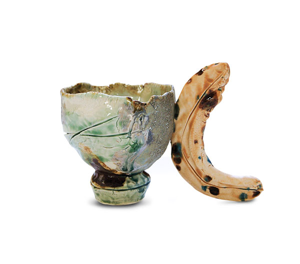 2 Paul Maloney’s Bananaramma, 6½ in. (17 cm) in width, porcelain, underglaze, glaze, multiple firings in oxidation, 2019.