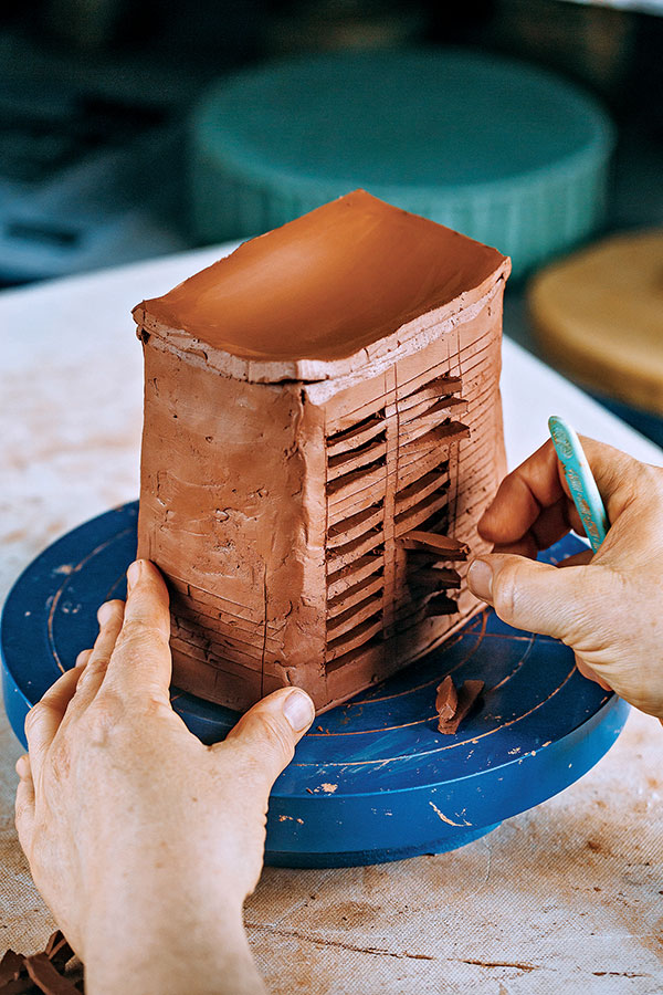 3 As you begin to cut, make sure the clay is firm enough and will not distort under the pressure of a knife.