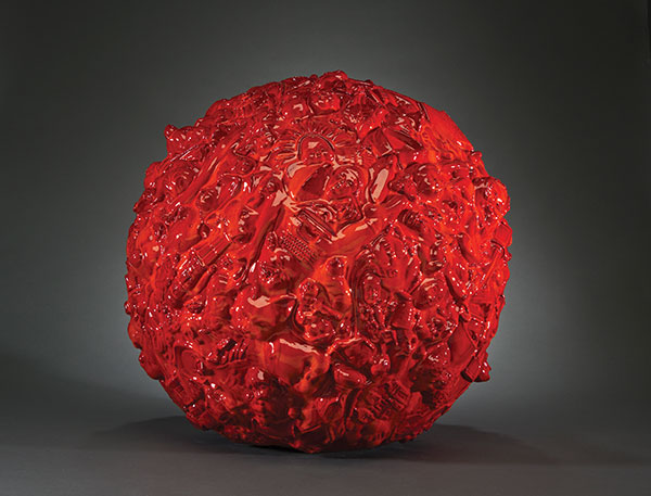 1 Pancho Jiménez’ Nucleus, 26 in. (66 cm) in diameter, ceramic, 2017. Photo: RR Jones.