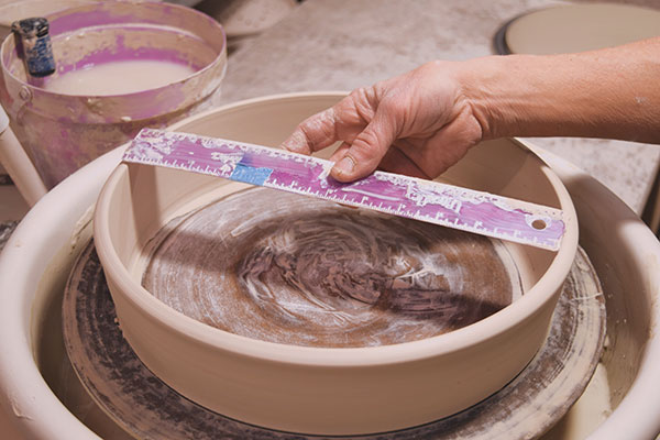 4 To make an 8-inch brownie pan, throw a ring that is 115/8 inches wide.