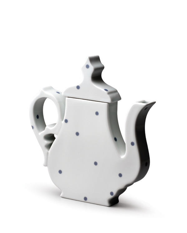 2 Roman Šedina’s NEO Pot, Studio Limited Porcelain, 8½ in. (22 cm) in height, porcelain, decals, 2007. Photo copyright: Museum of Decorative Arts in Prague.