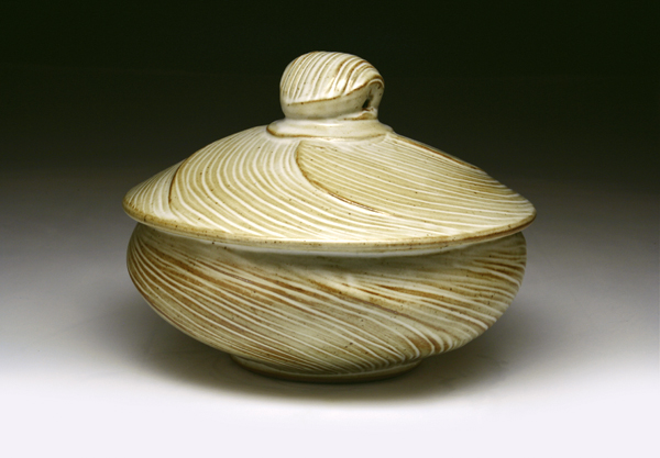 5 Casserole, 8½ in. (22 cm) in diameter, dark stoneware, fired to cone 10 in reduction, 2010.