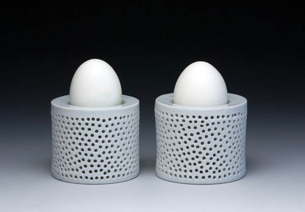 1 Bryan Hopkins’ egg cups, to 2 in. (5 cm) in height, porcelain, 2014.
