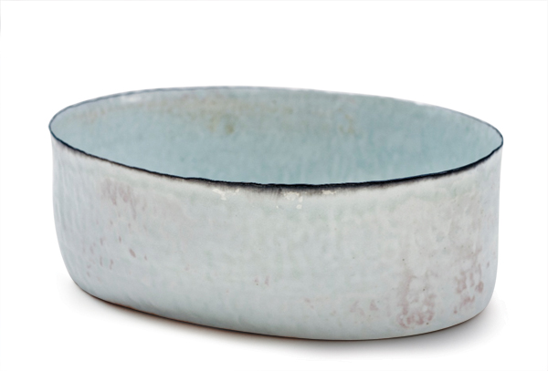 1 Kyung Won Baek’s Ellipse 07, 29 in. (74 cm) in length, handbuilt porcelain, wood and soda fired, 2014.