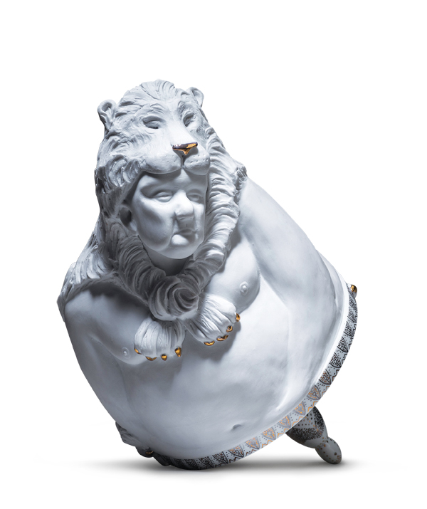 1 Maura Wright’s Bernard As Heracles, 9 in. (23 cm) in height, porcelain, china paint, luster, 2012–13. Photo: E.G. Schempf.