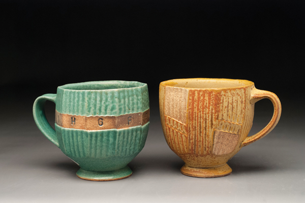 2 Jeff Oestreich’s two mugs, up to 5 in. (13 cm) in height, stoneware, 2015. Photo: Santa Fe Clay.