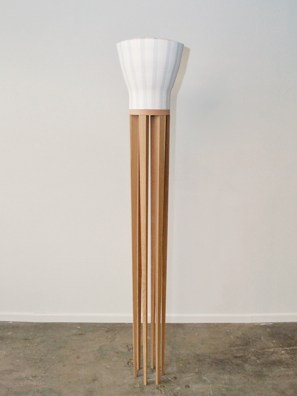 1 Kyle Bauer’s AAM, wood, stoneware, paint, 7 ft. 5 in. (2.6 m) in height, 2015.