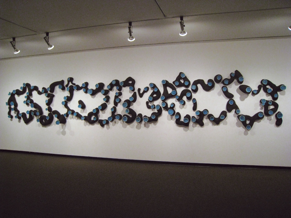 5 Blue on Black II, 40 ft. (12 m) in length, stoneware, sandcast glaze, 2013. Photo: Alissa Donaldson.