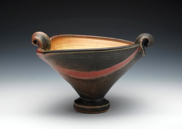 3 Nick Joerling’s medium bowl with handles, 12 in. (30 cm) in length, wheel-thrown and altered stoneware, fired to cone 10, 2014.