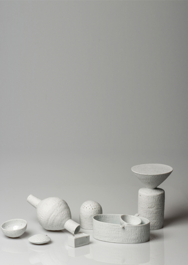 Untitled, various dimensions, coil-built porcelain, reduction fired to 2336°F (1280°C), 2014. Photo: Karina Hagemann.