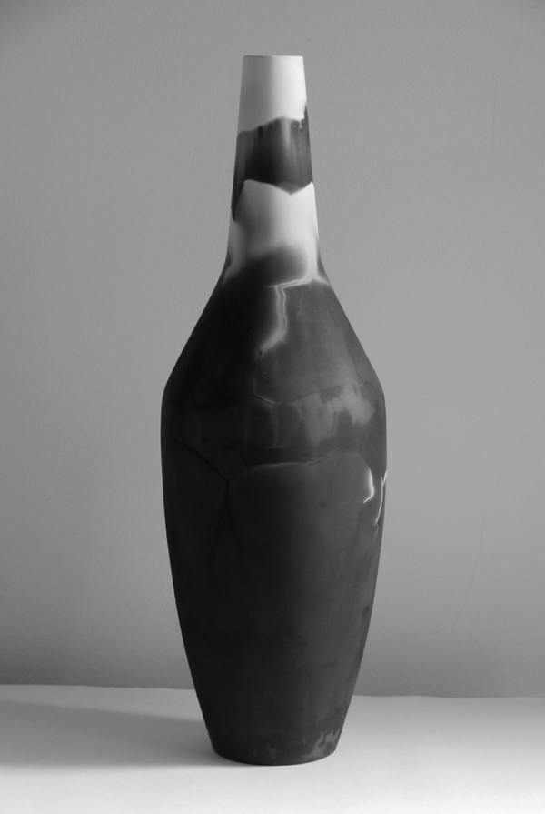 1 Oscar Copping’s Bolt Saggar Form, 20 in. (51 cm) in height, slip-cast earthenware, 2015.