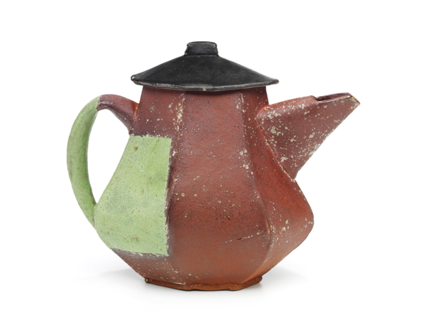 Teapot, 9 in. (23 cm) in height, earthenware, 2010. Photo: Peter Lee