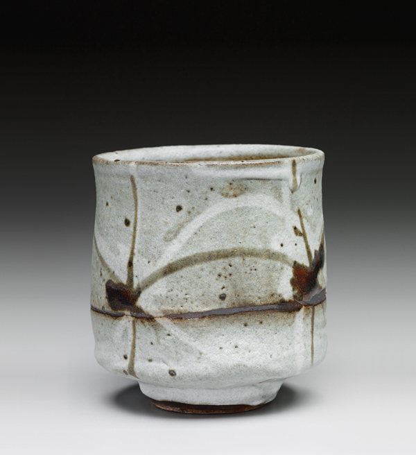 3 Randy Johnston’s Yunomi, up to 3¾ in. (10 cm) in height, nuka glaze, iron brushwork, stoneware. Photo: Peter Lee.