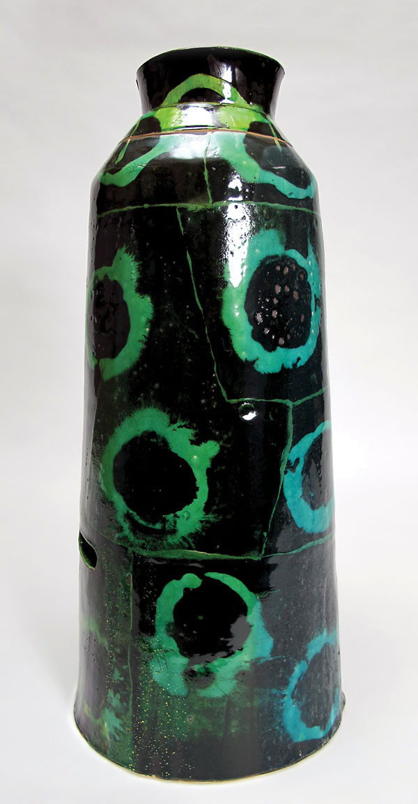 Matthew Groves’ Lichen, 28 in. (71 cm) in height, earthenware, slips, RCA Alkaline glaze, 2014.