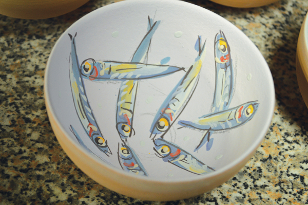 3c Painted oxides finished on fish pattern.