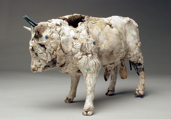 Emma Rodgers’ Bull, 15¾ in. (40 cm) in height, clay with metal nail additions, 2010. Photo: Mills Media.