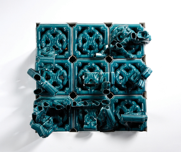 8 Elenor Wilson’s Alternative Window Space, 9 tiles, each 10½ in. (27 cm) in length, slip-cast porcelain, glaze, fired in an electric kiln, 2013. Photo: The New Taipei City Yingge Ceramics Museum.