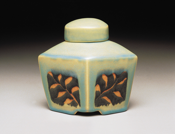 Donna Polseno’s Tea Jar, 6 in. (15 cm) in height, mid-range porcelain, layered glazes, wax resist, liquid latex.